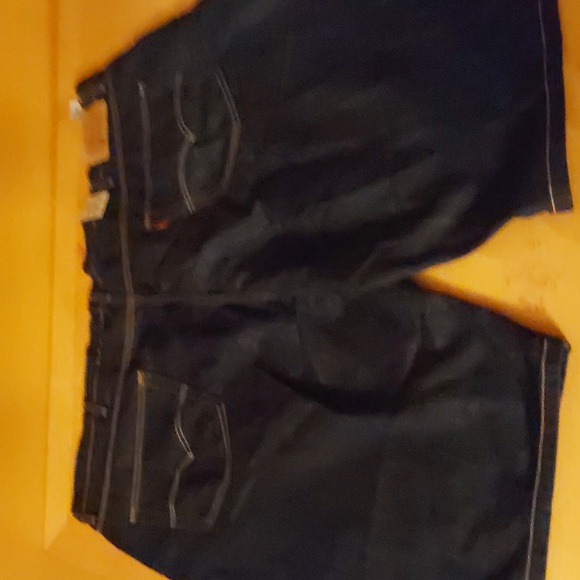 BNWT LEVIS 569 STRAIGHT LOOSE FIT DENIM SHORTS SIZE 52 DARK BLUE - Picture 3 of 4